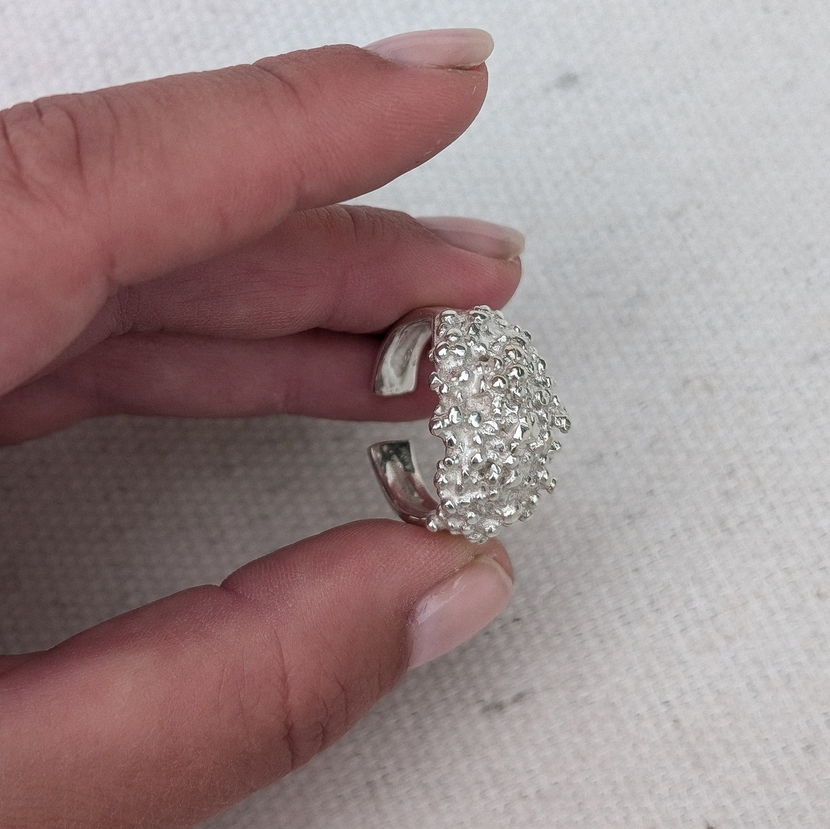 LIVETS BUBBLOR - RING STOR