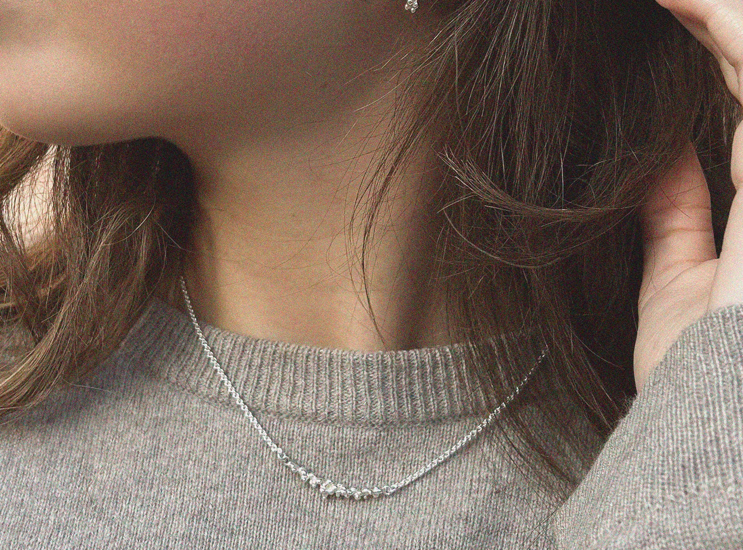 LIVETS BUBBLOR - HALSBAND GROV KEDJA