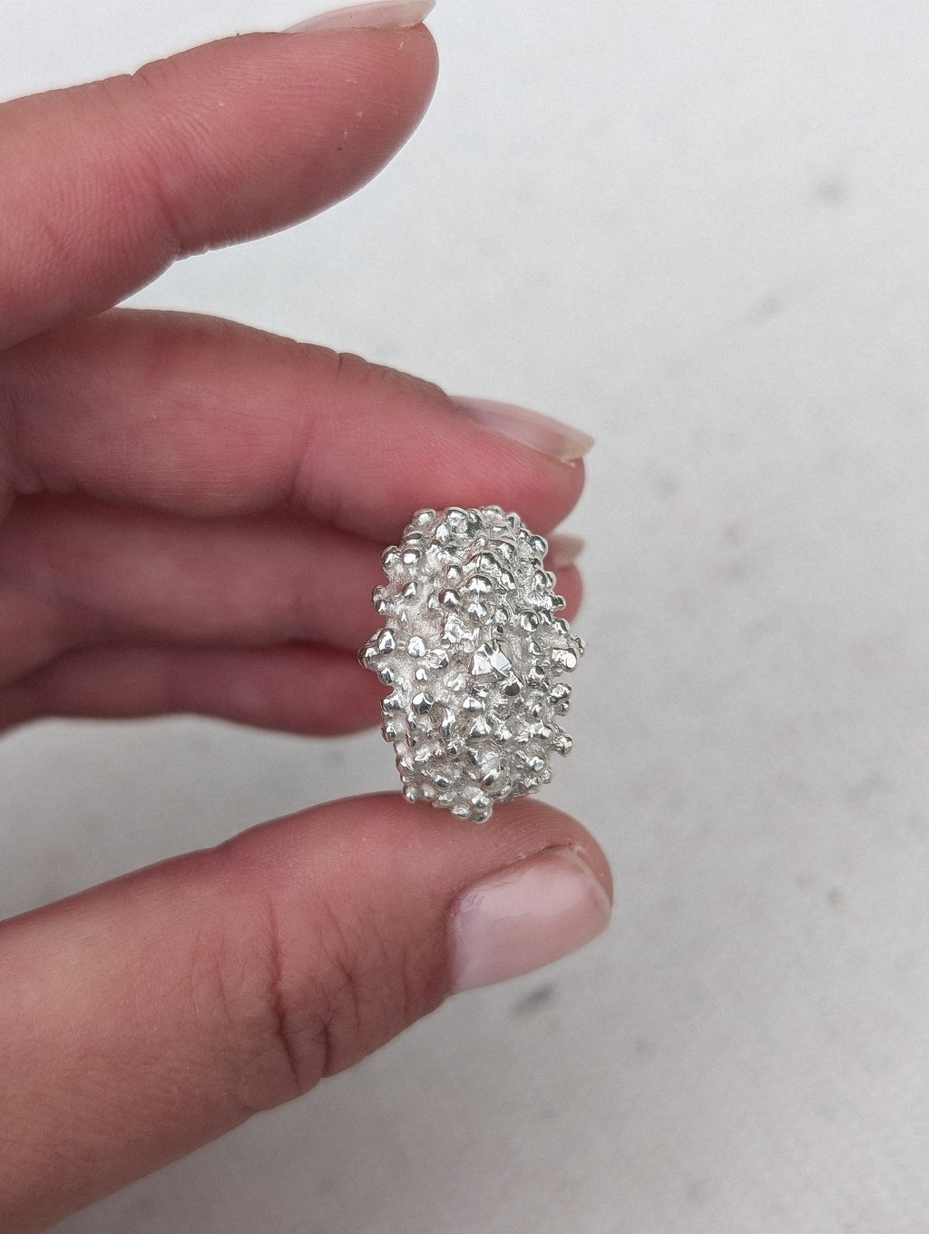 LIVETS BUBBLOR - RING STOR