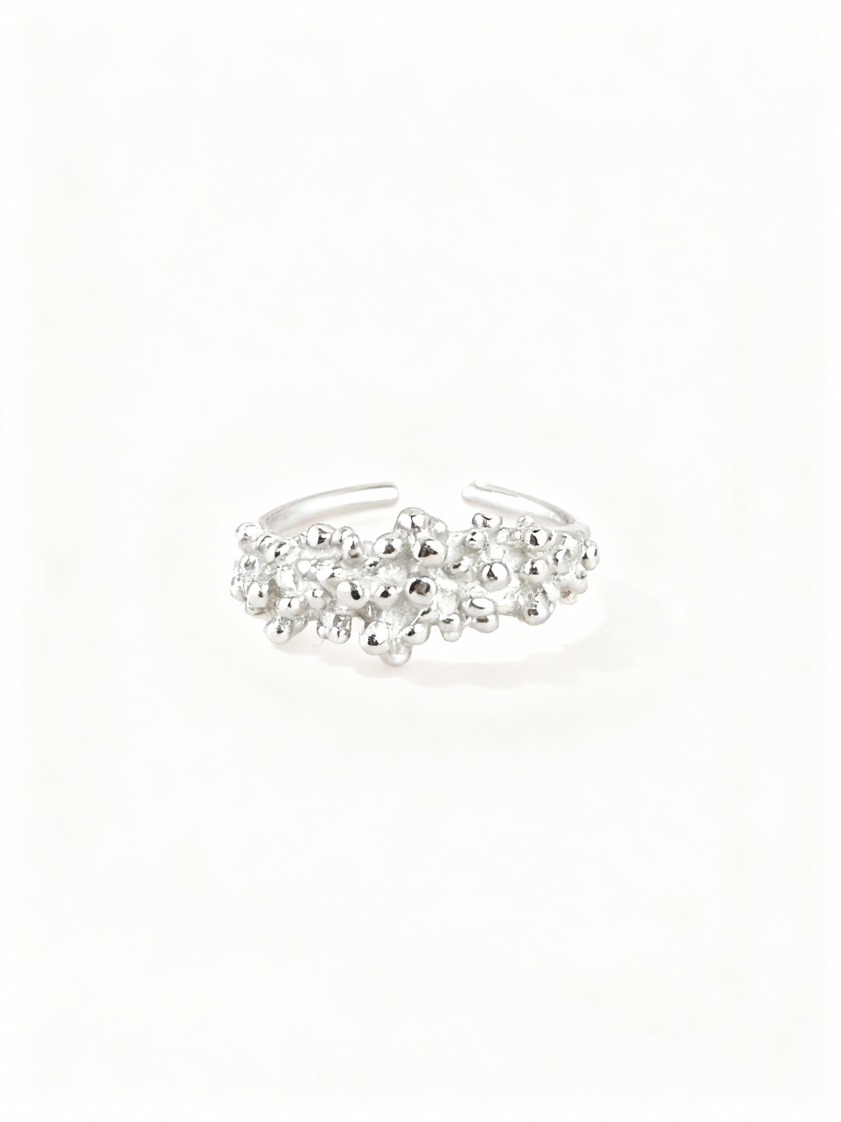 LIVETS BUBBLOR - RING MELLAN